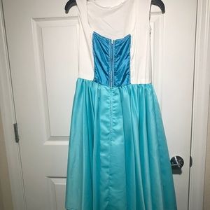 Handmade Thumbelina 50’s house wife cosplay